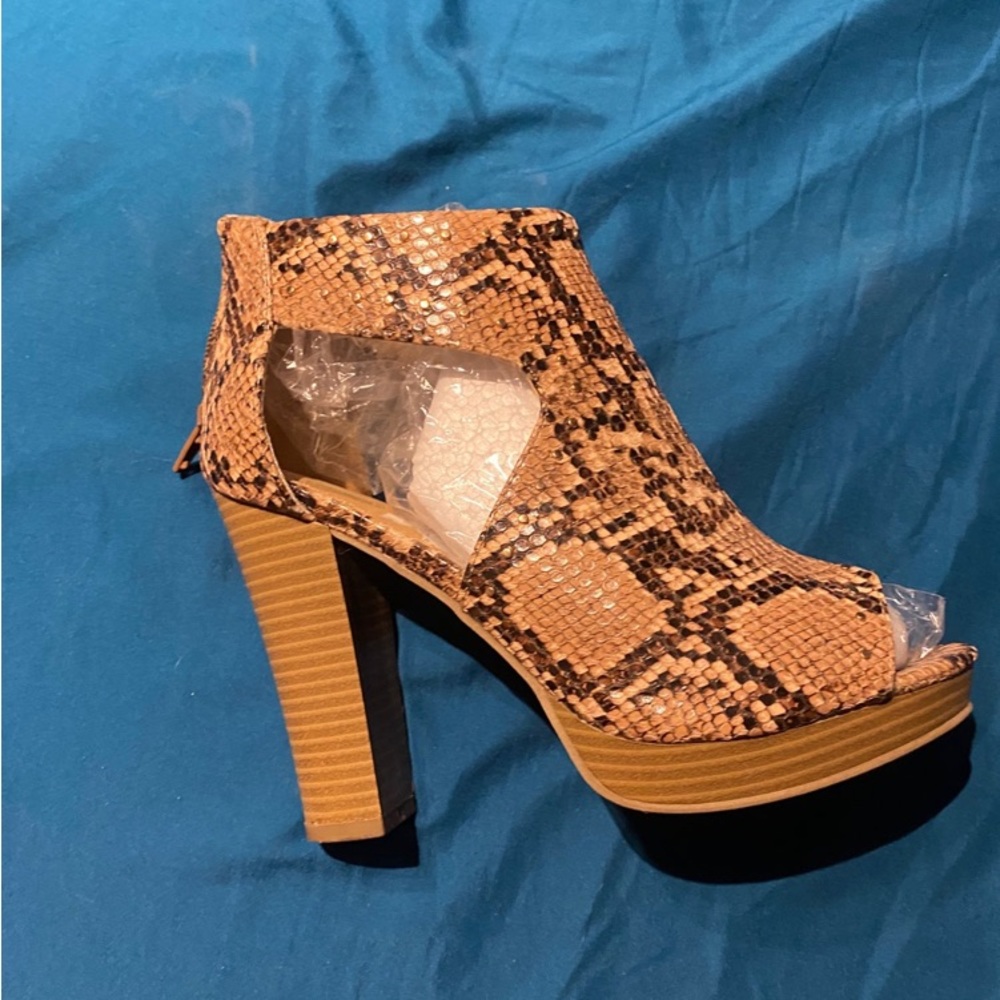 Snake print peep toe heels